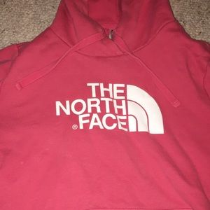 Women’s north face pull over
